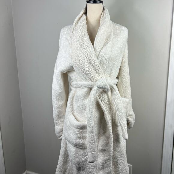 Nordstrom Other - Nordstrom Fuzzy Fleece Robe